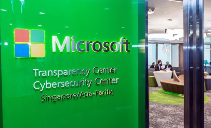 Microsoft Resmikan Pusat Transparansi dan Keamanan Siber Pertama di Singapura